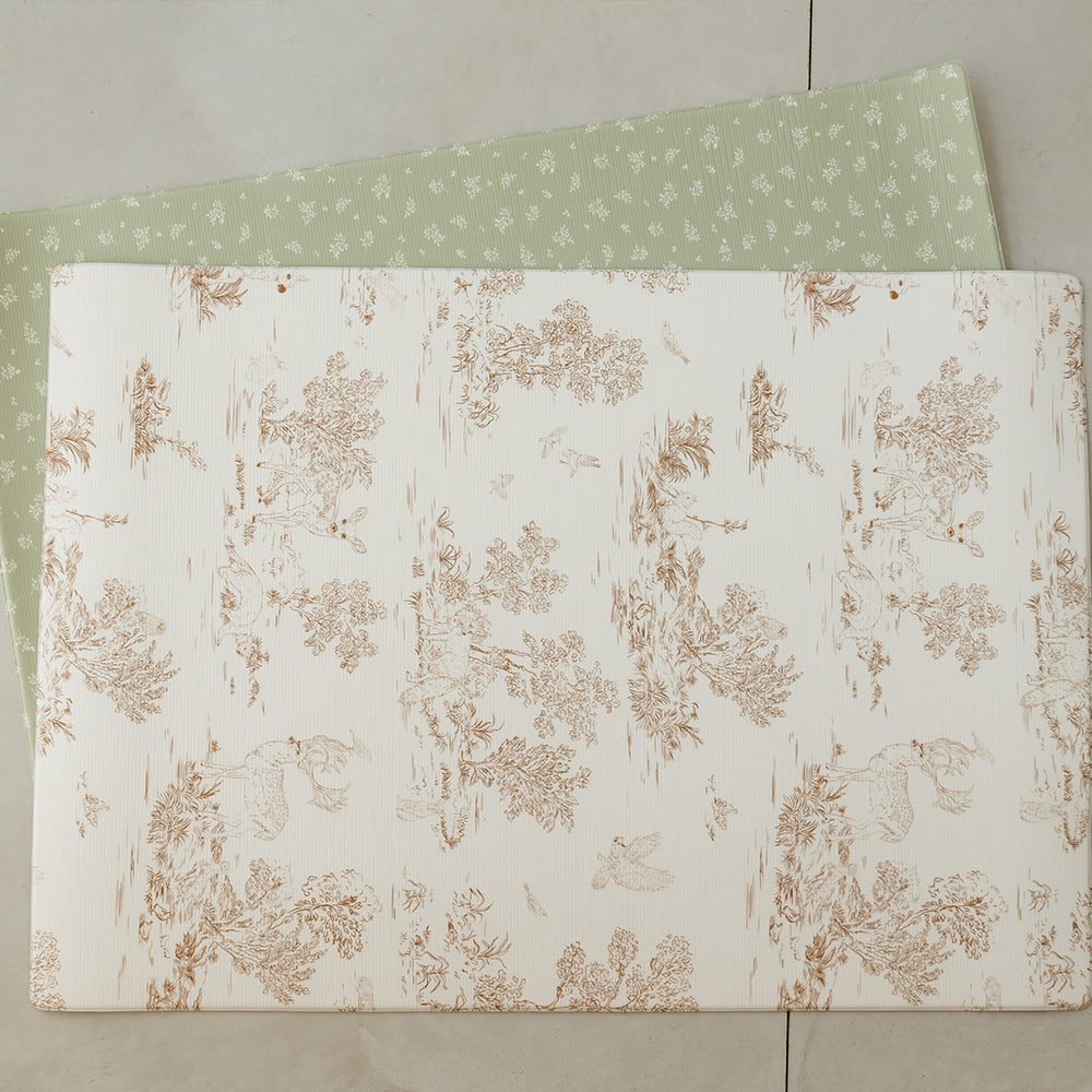 Vue d'en haut du tapis de jeu xl le bambino recto et verso