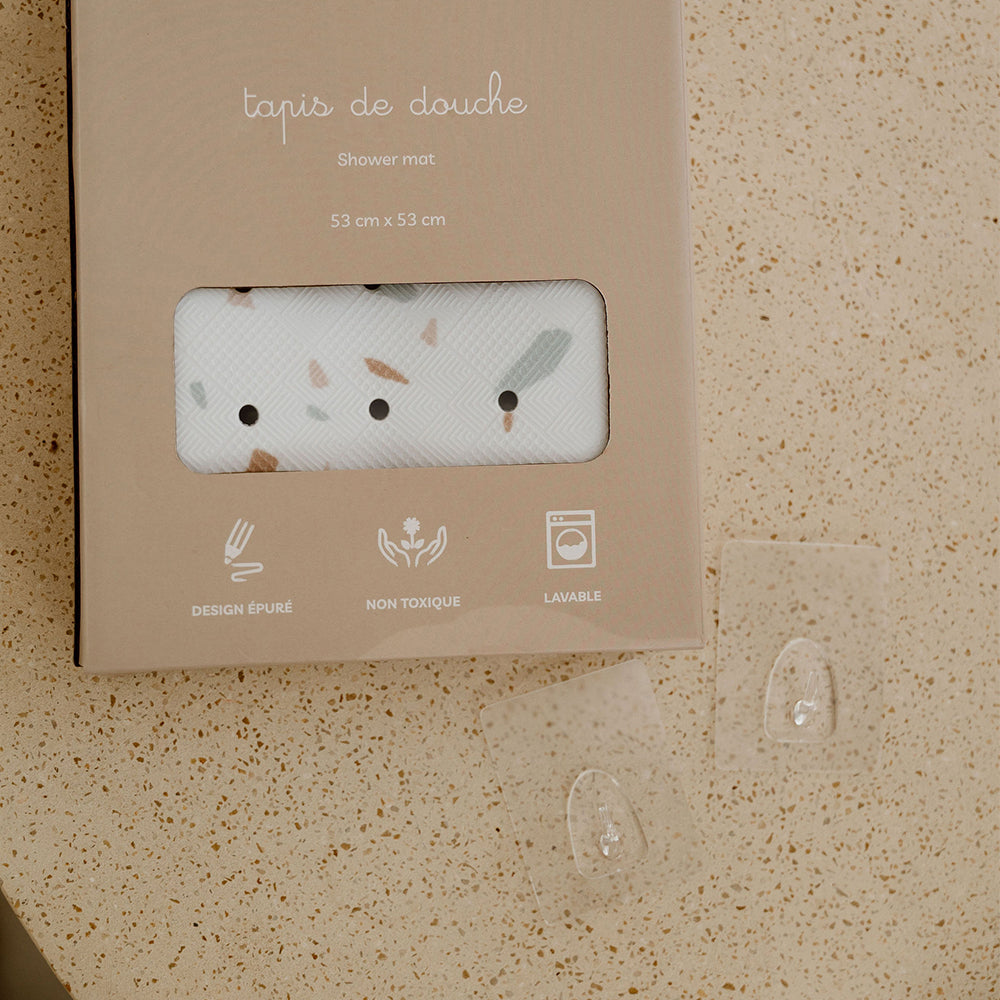 boite tapis de douche et crochets tapilou