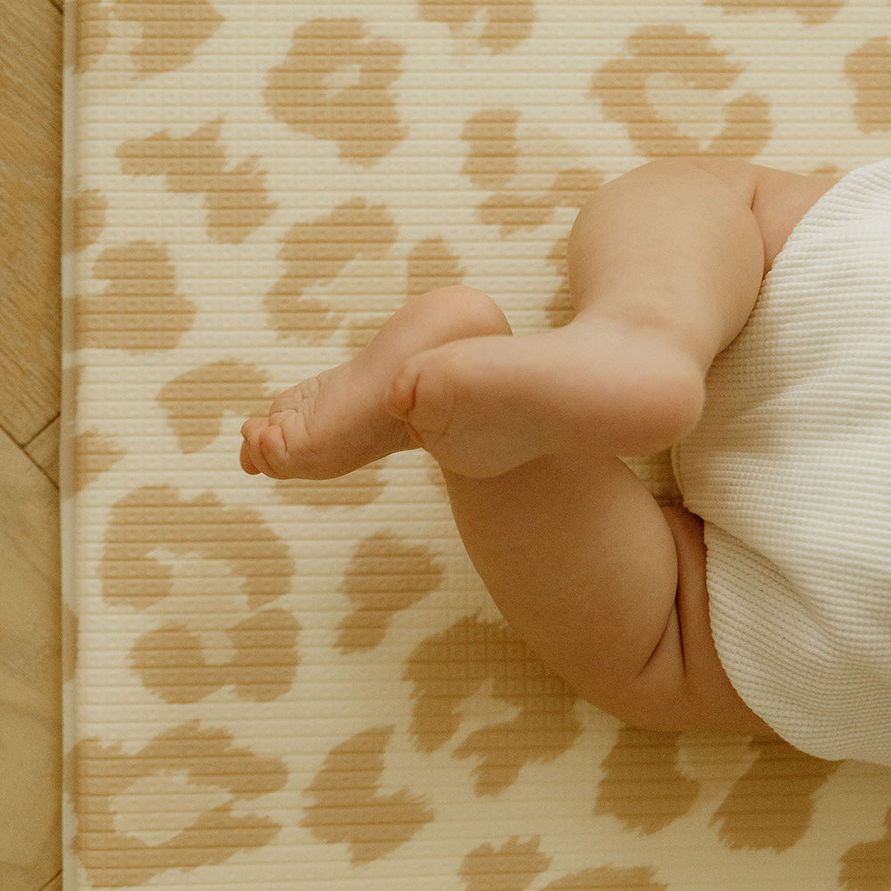 zoom bebe tapis de jeu L léopard tapilou
